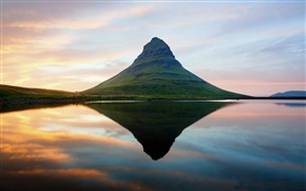 アイスランド、死火山、夕日、海 HDの壁紙