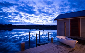 ボートハウス、川、雲、夕暮れ、ニュージーランド