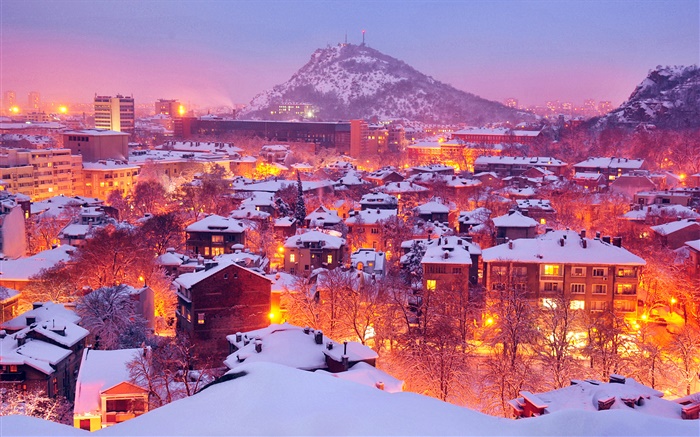 市、ライト、冬、夜、雪、プロブディフ、ブルガリア 壁紙 ピクチャー