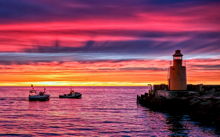 灯台、ビーチ、海、ボート、日没、赤い空 壁紙 ピクチャー