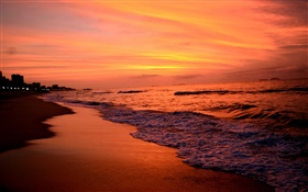 サンセット、海、夕暮れ、波、赤い空 HDの壁紙