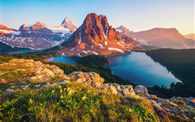 カナダ、ブリティッシュコロンビア州、湖、山、森、木 HDの壁紙