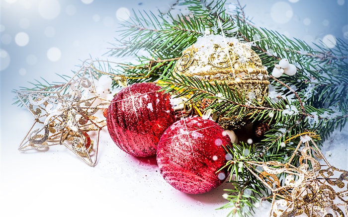 クリスマスボール、松の枝、新しい年の装飾 壁紙 ピクチャー