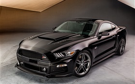 2015フォードマスタング黒い車のフロントビュー