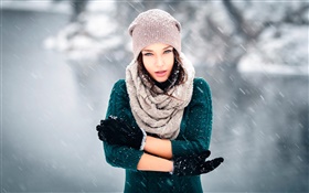 寒い冬、雪、風、手袋、帽子の少女 HDの壁紙