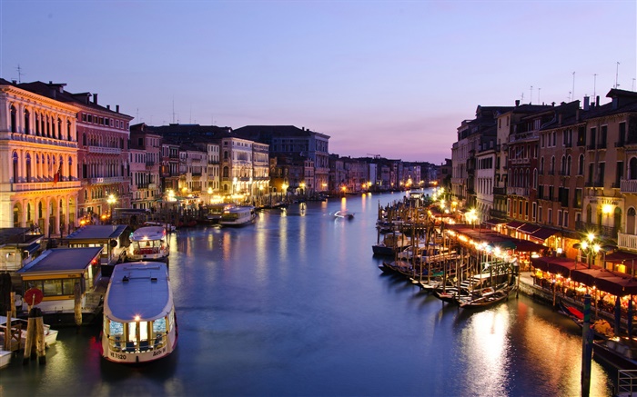 夜、ヴェネツィア、イタリア、運河、ボート、住宅、ライト 壁紙 ピクチャー