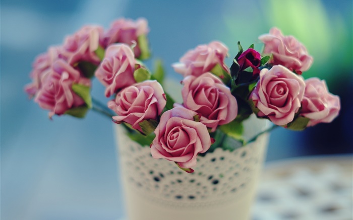 バラの花、ピンク、花瓶、ぼかしの背景 壁紙 ピクチャー