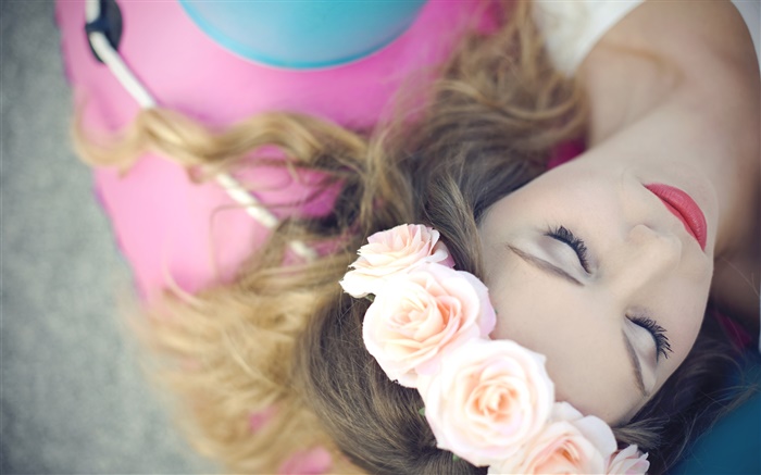 女の子の睡眠、花、バラ、花輪 壁紙 ピクチャー