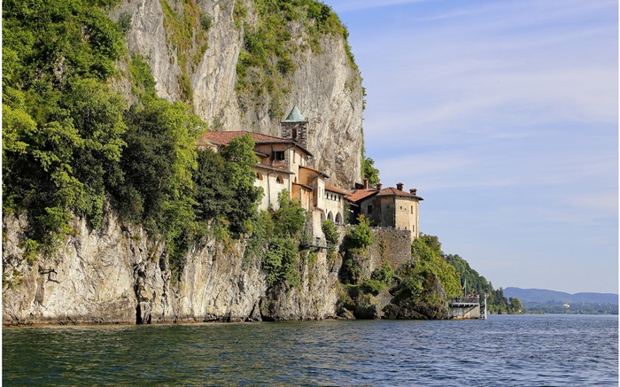 イタリア、マッジョーレ湖、岩、木、山、家 壁紙 ピクチャー