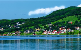 ノルウェー、湾、住宅、木、山、青空、雲 HDの壁紙