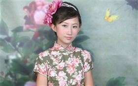 中国のチャイナドレスの女の子 HDの壁紙