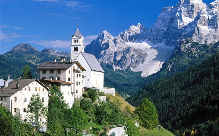 イタリアの風景、山、家、木 壁紙 ピクチャー