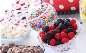 甘い食べ物、キャンディー、黒と赤の果実 HDの壁紙
