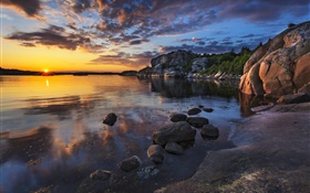 海岸の夕日、海、石、岩、雲 HDの壁紙