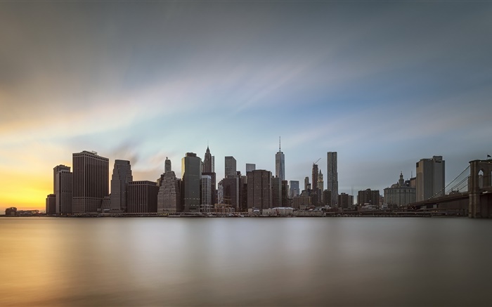 マンハッタン、夕暮れの都市、水の反射、アメリカ 壁紙 ピクチャー