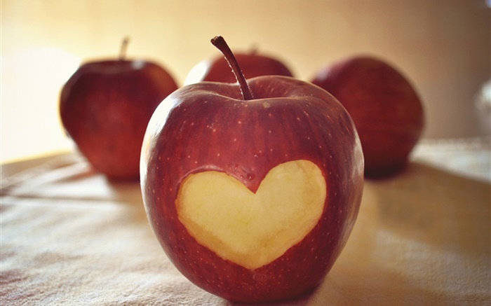 赤いリンゴ、愛の心 壁紙 ピクチャー